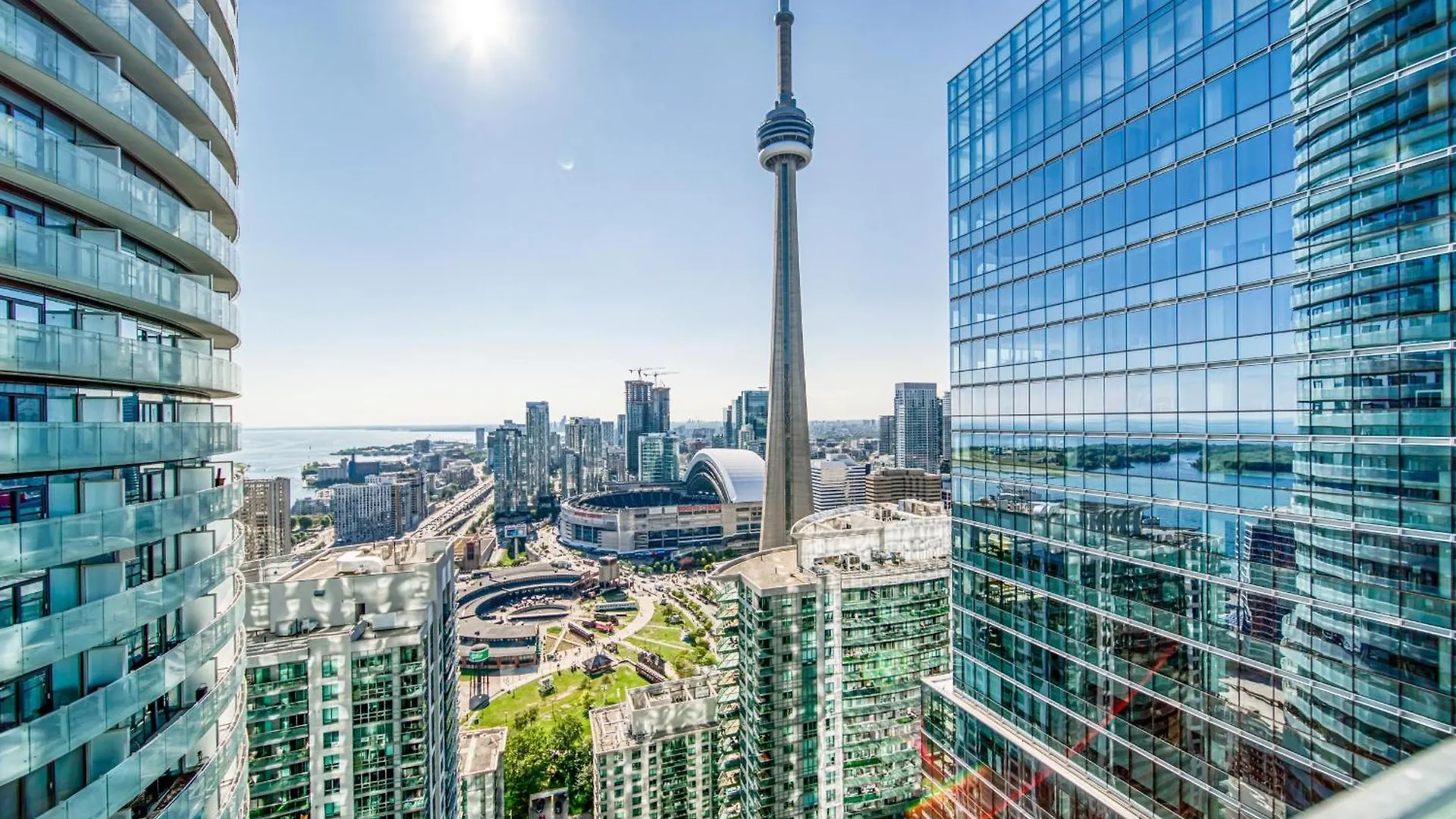 Skytree Modern Suites Toronto Canada