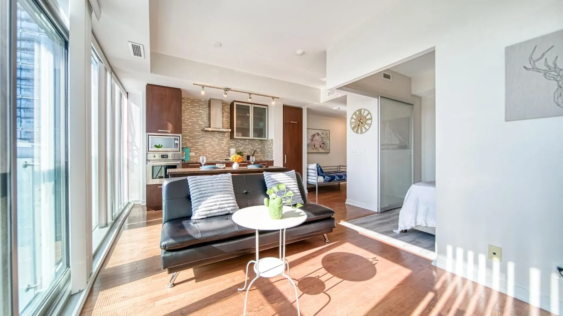 Apartment Skytree Modern Suites Toronto